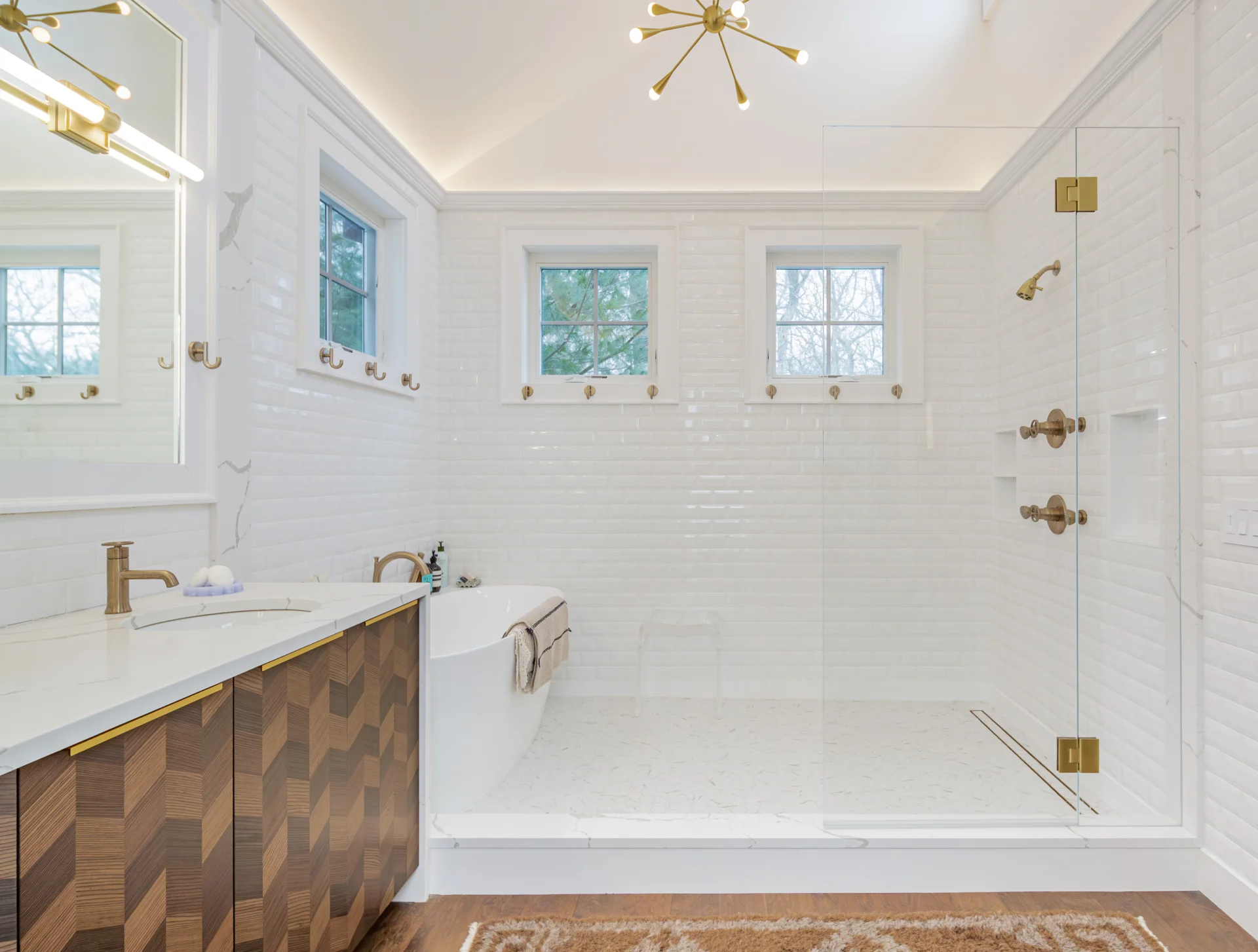 Deep Woods Lane_Bathroom-Fixtures_interiors-47