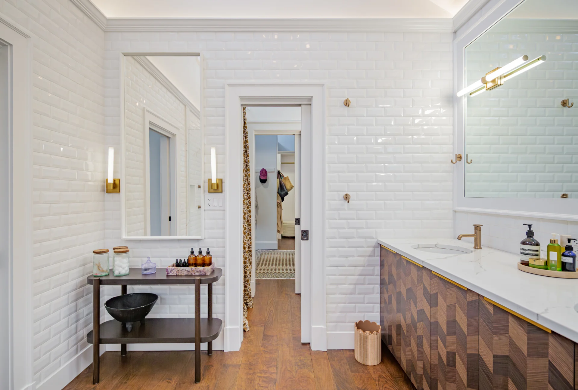Deep Woods Lane_Bathroom_interiors-56