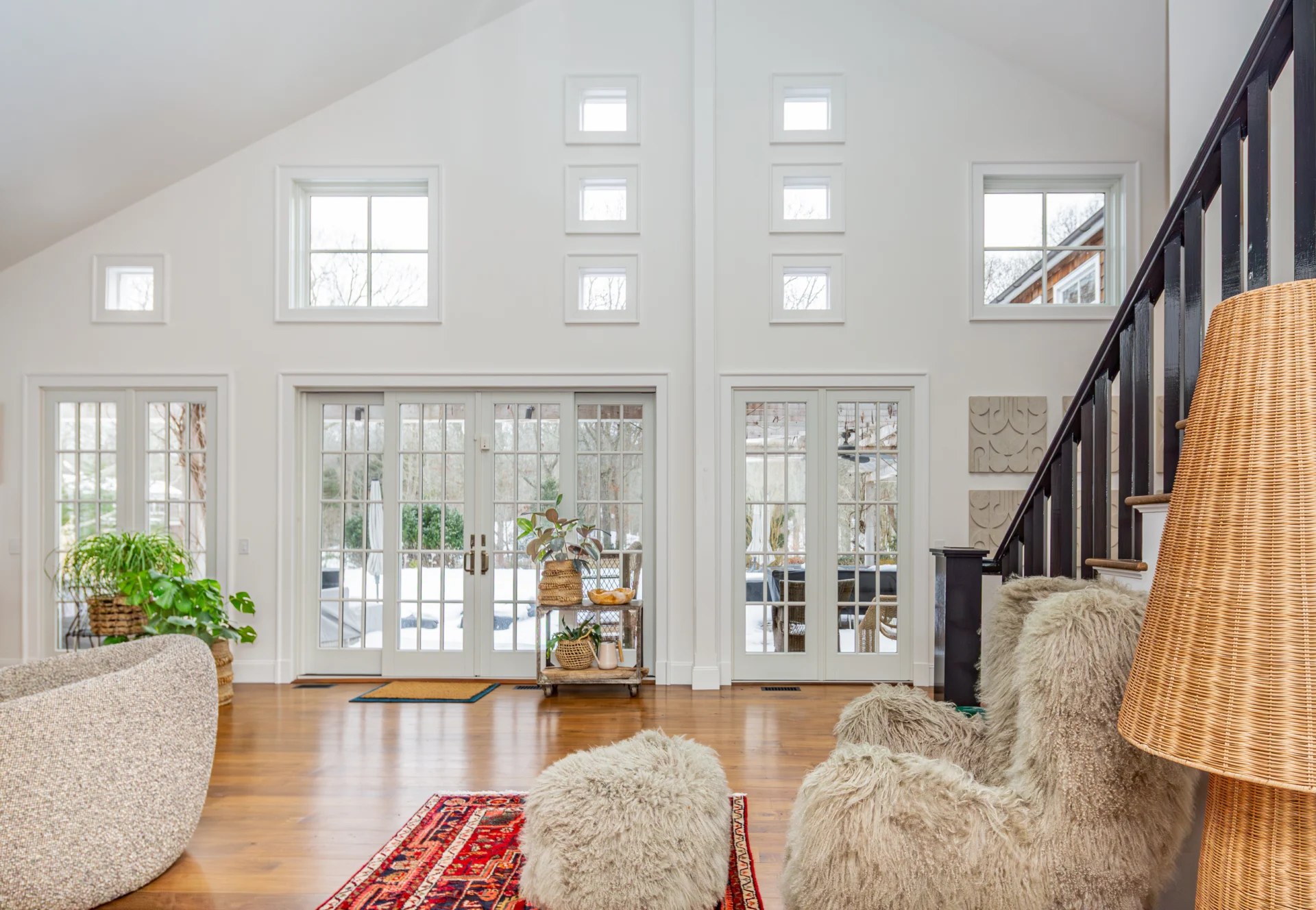 Deep Woods Lane_FrontDoor_interiors-26