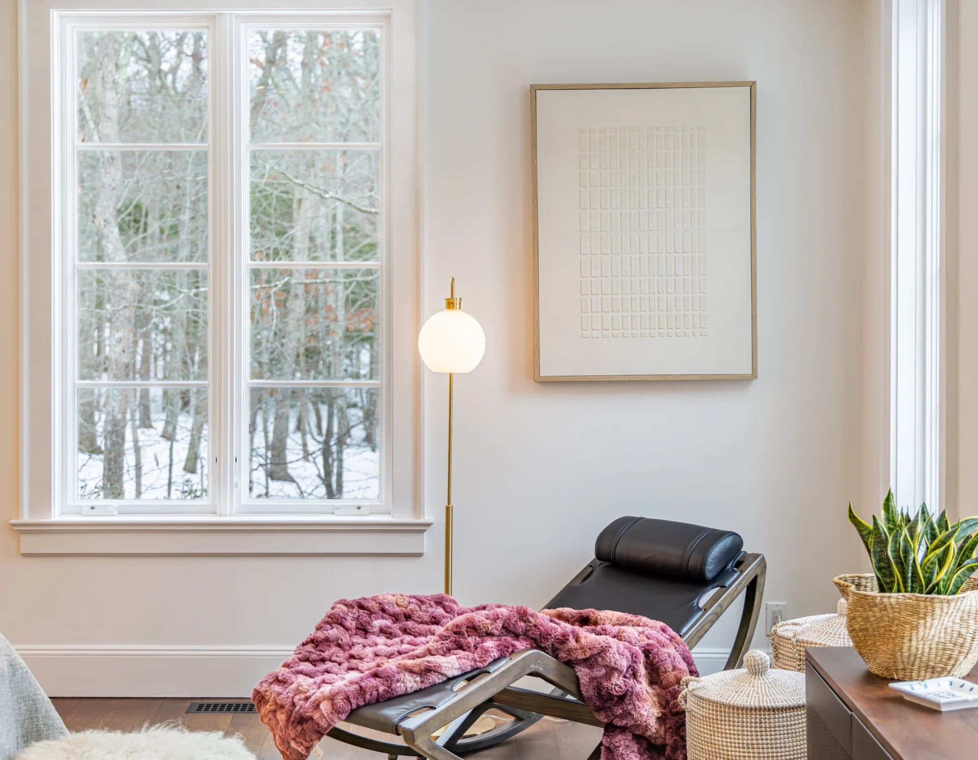 Deep Woods Lane_MasterBDRM-LoungeChair_interiors-73
