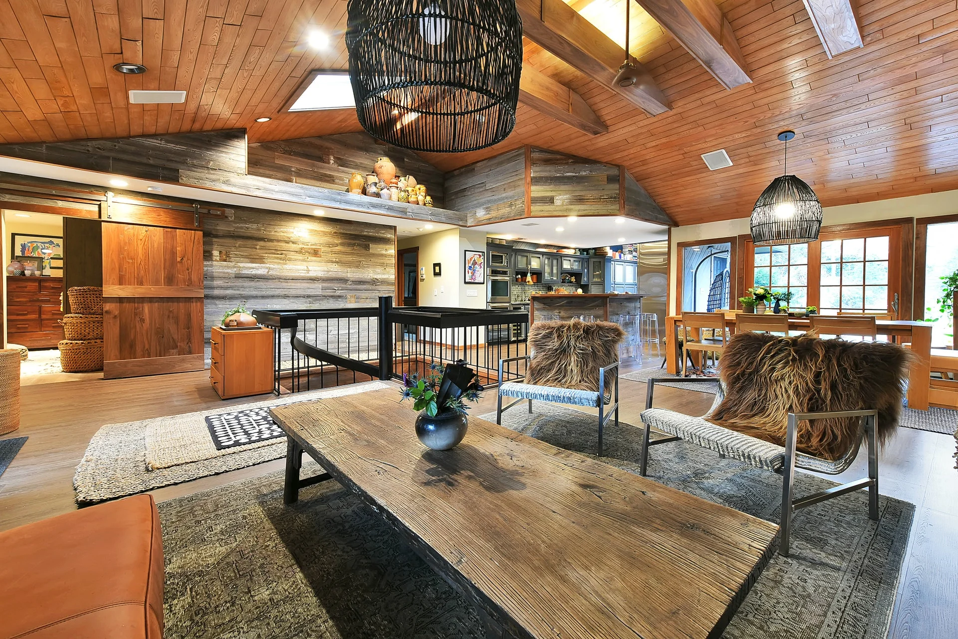 QC-LivingRM-1