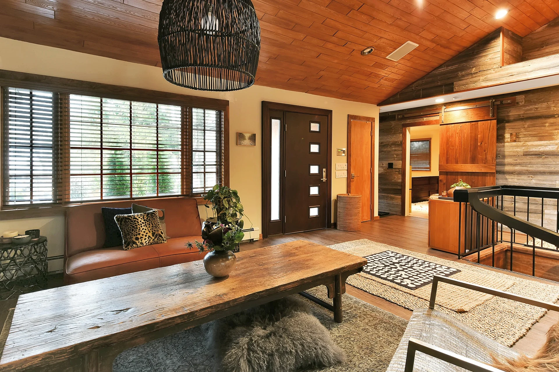 QC-LivingRoom-6
